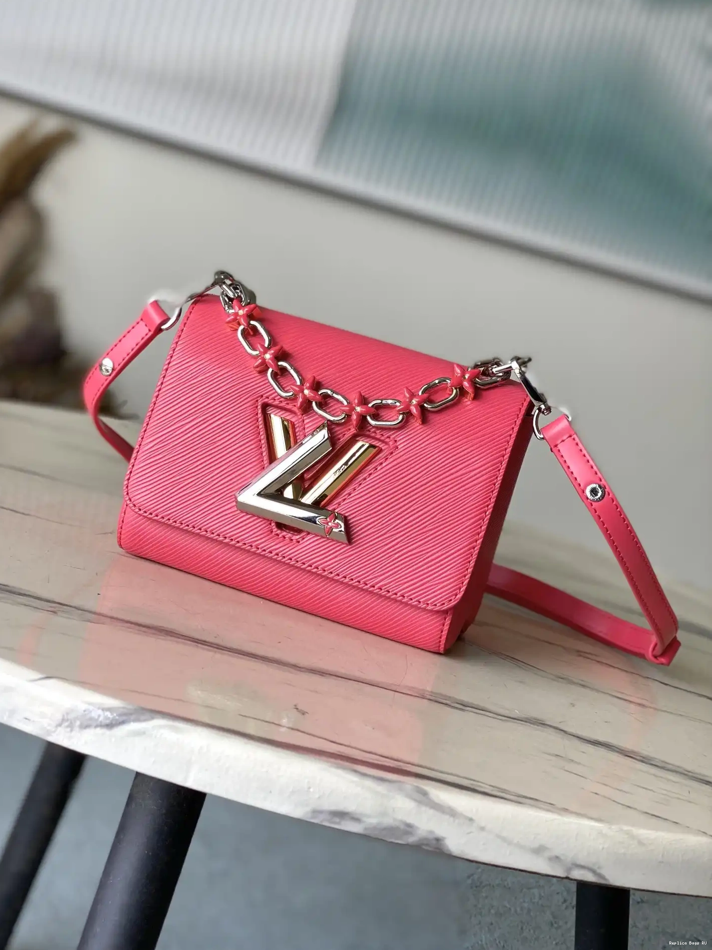 Cheap LOUIS PM-19*15*9CM VUITTON TWIST 0517